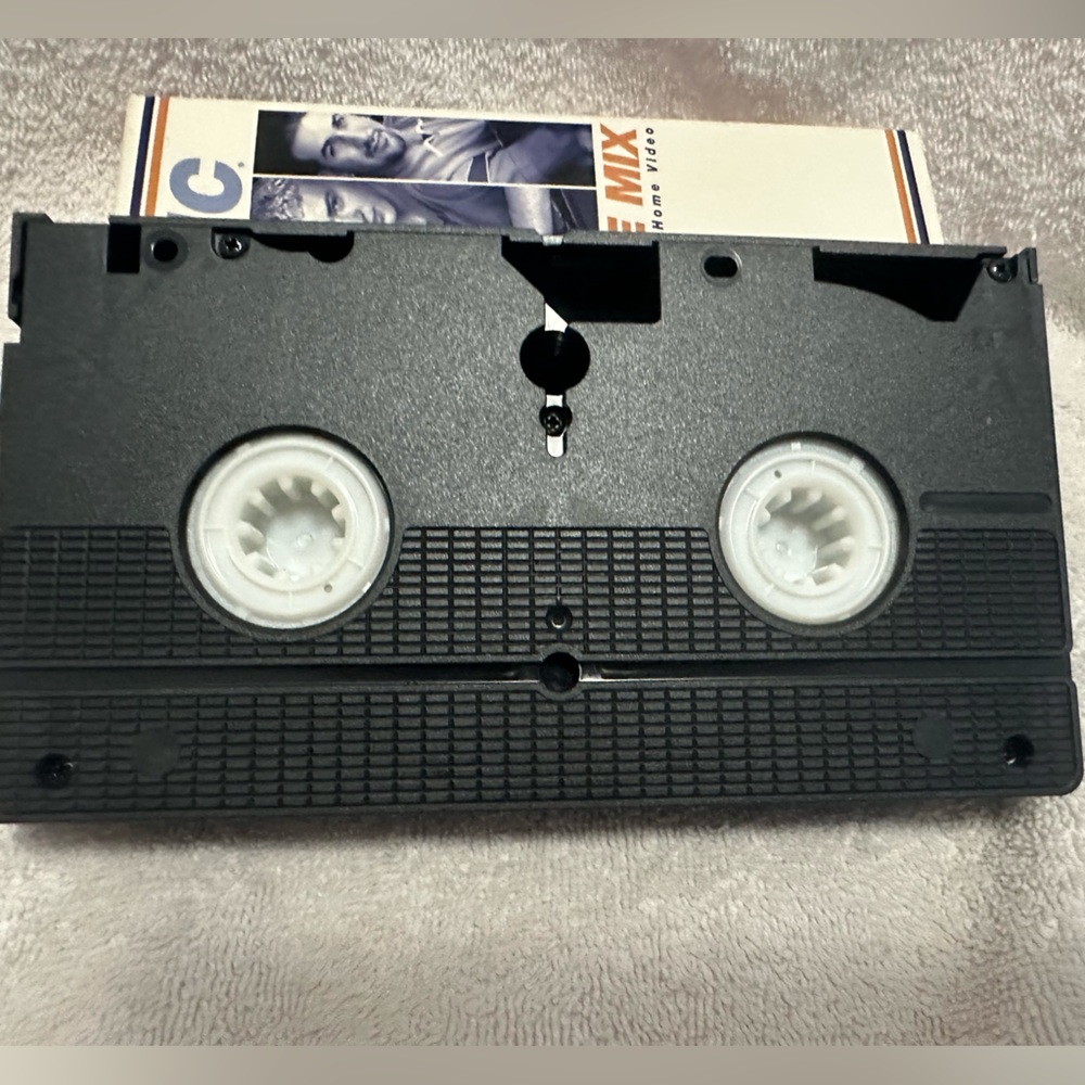 NSYNC 'N The Mix Official Home Video VHS Tape - Picture 4 of 6